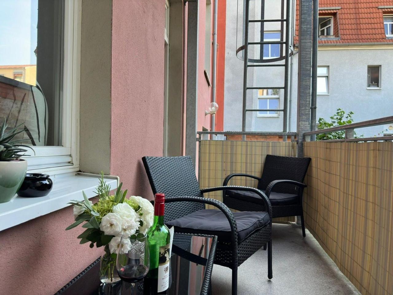 Appartement "Stadtgefluester" Im Zentrum, Inkl Stellplatz, 2 Betten, Babybett, Balkon, Gratis Kaffee Und Tee, Wlan Bautzen Buitenkant foto
