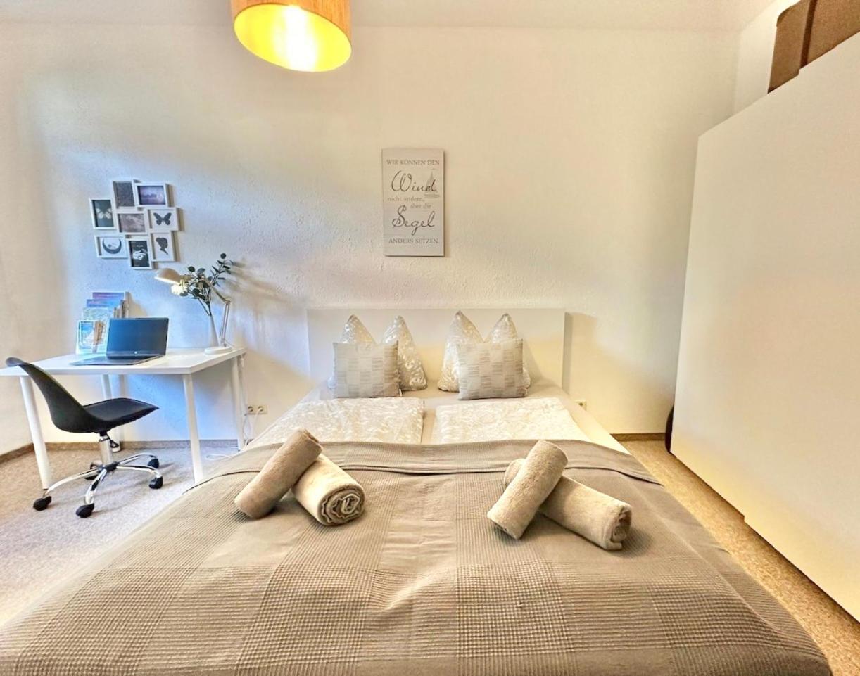 Appartement "Stadtgefluester" Im Zentrum, Inkl Stellplatz, 2 Betten, Babybett, Balkon, Gratis Kaffee Und Tee, Wlan Bautzen Buitenkant foto